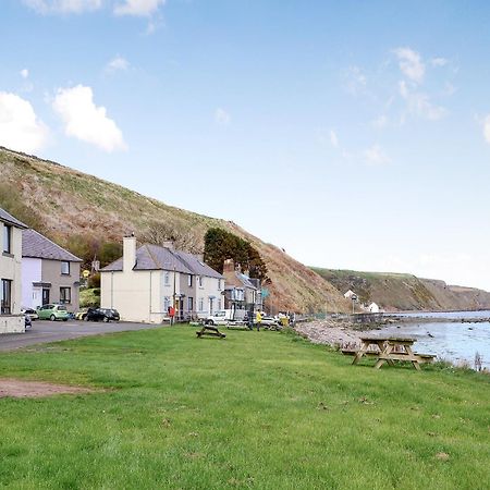 Archies Cottage Burnmouth Bagian luar foto