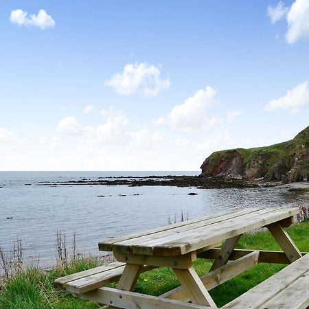 Archies Cottage Burnmouth Bagian luar foto